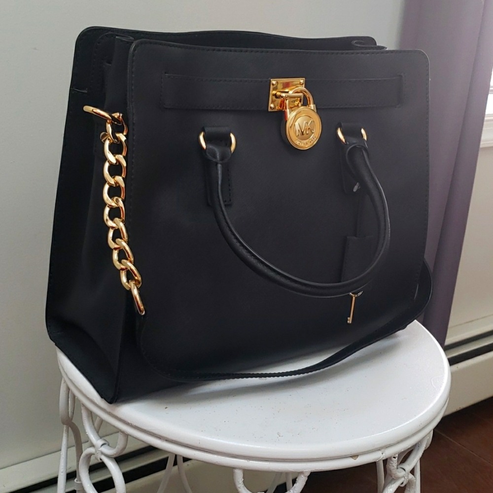 Michael kors large tote strap bag